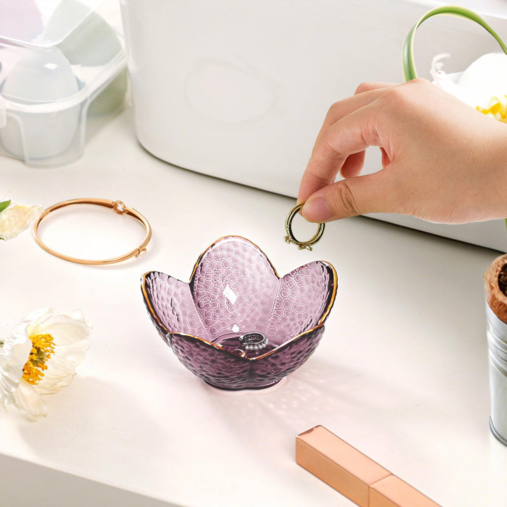 Gifts for Women Trinket Dish Flower Jewelry Dish Pink Glass Ring Holder Jewellery Tray Cute Room Decor Aesthetic Bedroom Accessories Unique Birthday New Home Mothers Day Gifts for Women Friends(2 pcs)