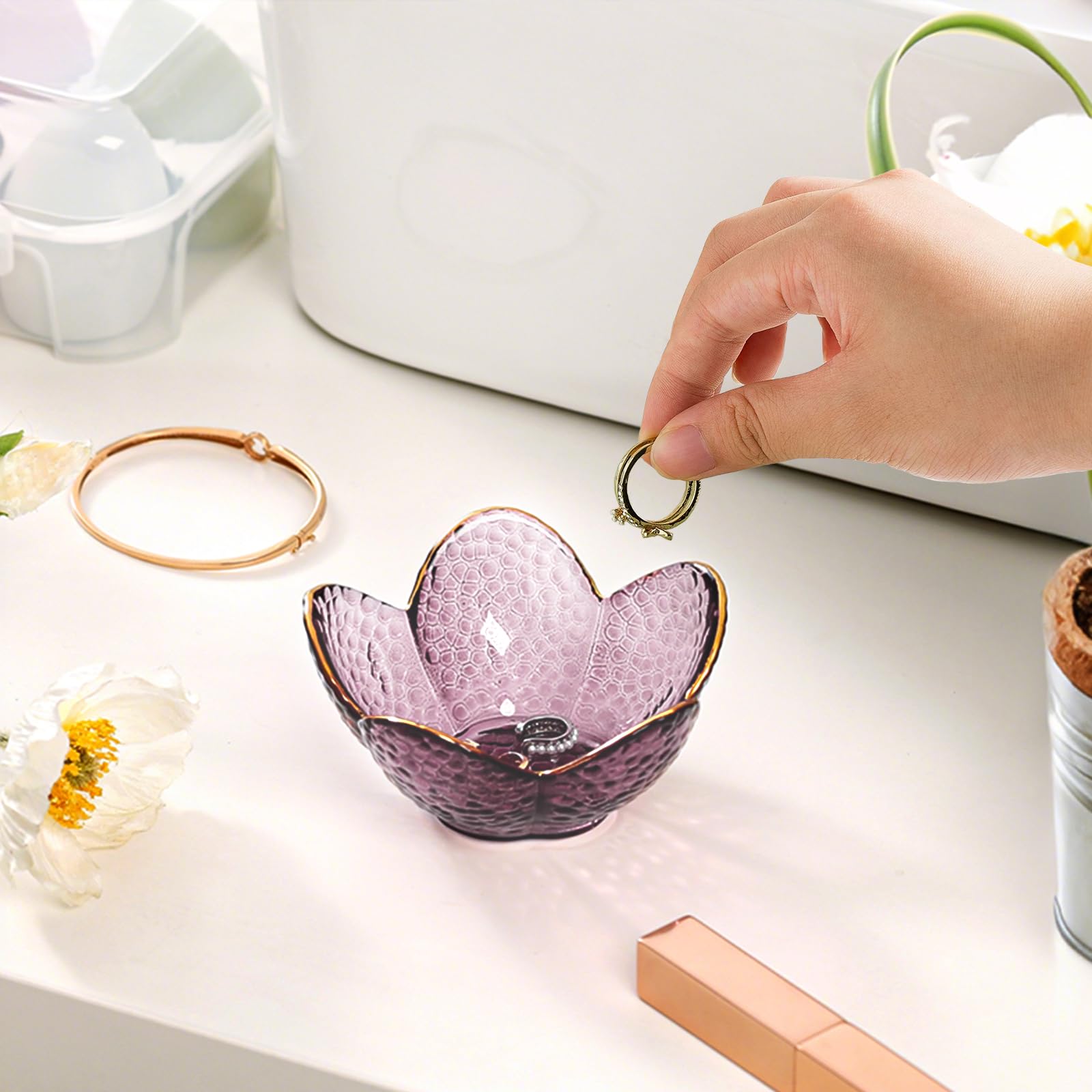 Gifts for Women Trinket Dish Flower Jewelry Dish Pink Glass Ring Holder Jewellery Tray Cute Room Decor Aesthetic Bedroom Accessories Unique Birthday New Home Mothers Day Gifts for Women Friends(2 pcs)