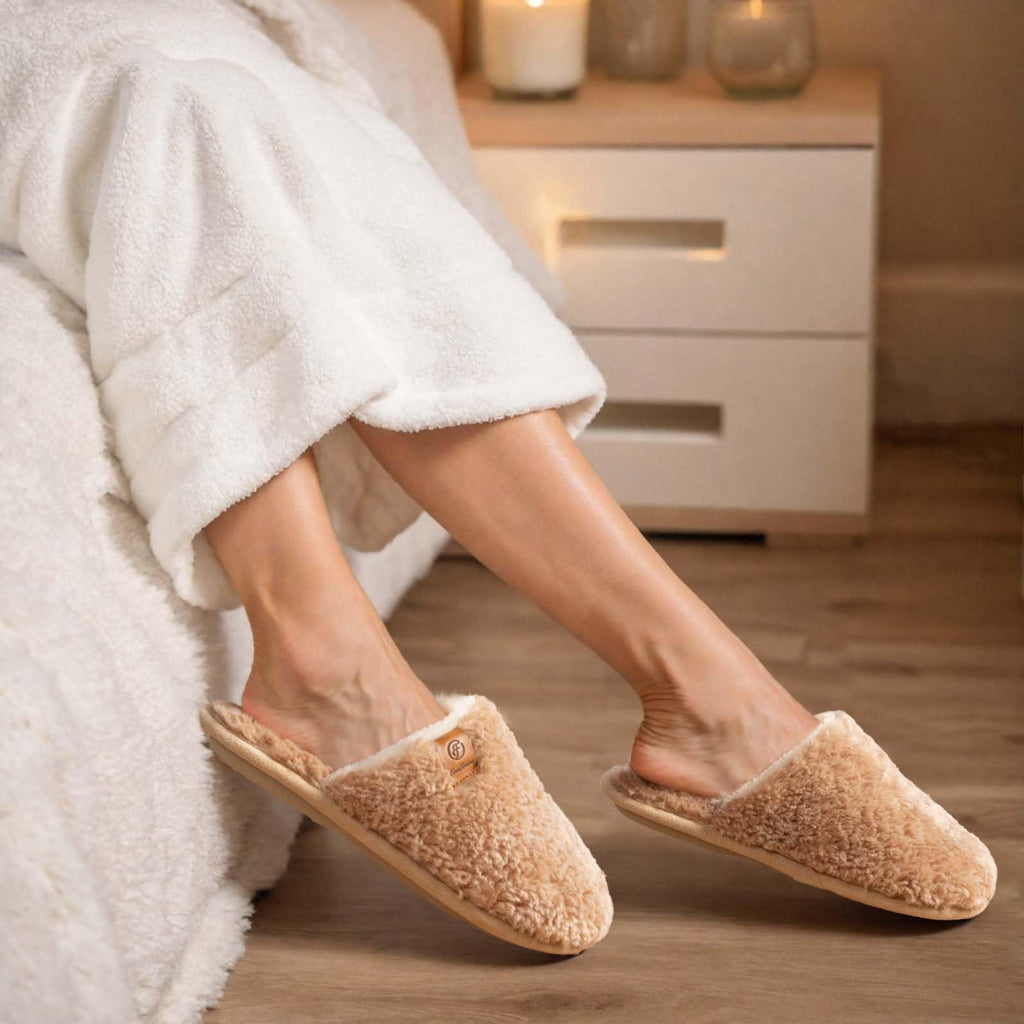 EverFoams Women's Fuzzy Slip-on Slippers Warm Cozy Soft Lightweight Memory Foam Indoor House Shoes